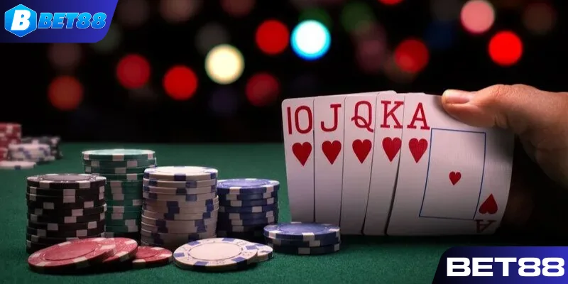 Khám phá các ưu điểm nổi bật của bài Poker tại nhà cái BET88